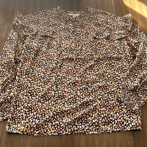 New Counterparts top Large*